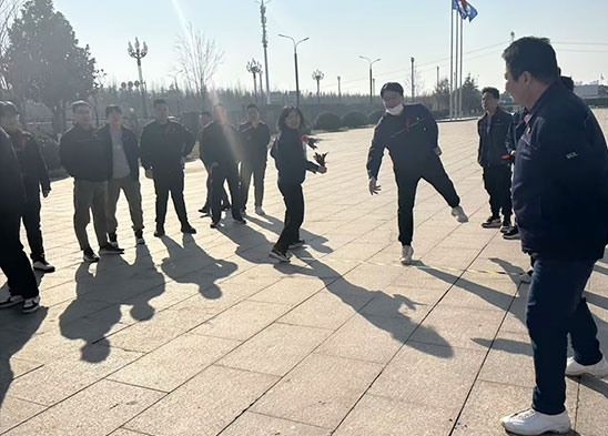 凝心聚力強堡壘，勇毅前行開新局